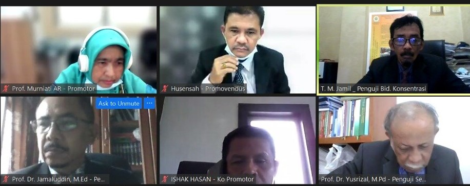 Ujian Naskah Disertasi Tertutup An. Husensah